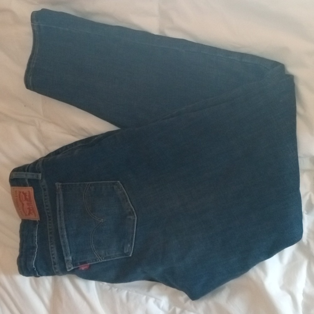Women's 711 Levi Jeans